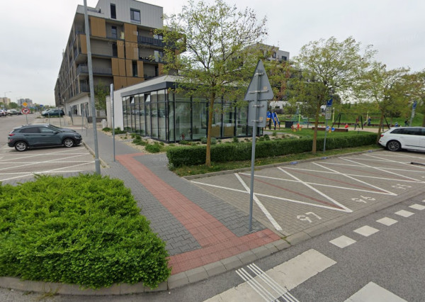 Parkovacie státie Slnečnice Viladomy Béžová ul.