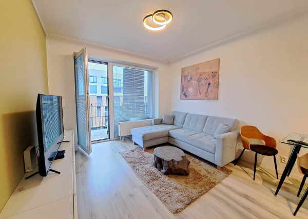 Prenájom 2-izb byt v Slnečniciach