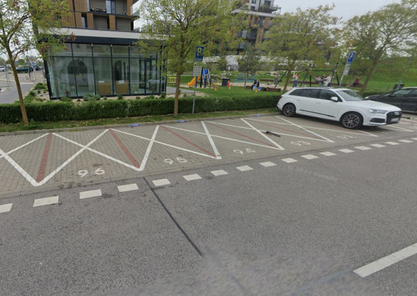 Parkovacie státie Slnečnice Viladomy Béžová ul.