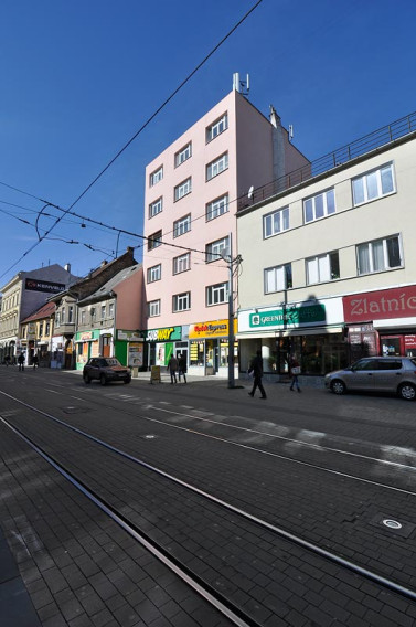 2,5-izb. byt - Obchodná ul.